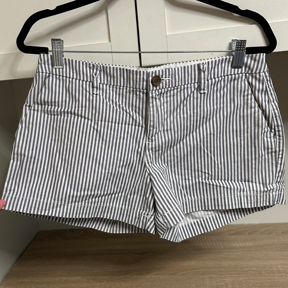 Old Navy 100% Cotton Railroad Stripe‎ Shorts Women's 6 Coastal Pockets Preppy
